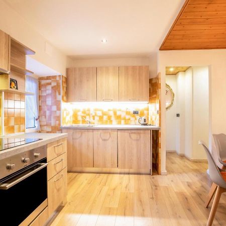 Chalet Osmar Appartamento 1 Campitello di Fassa Luaran gambar